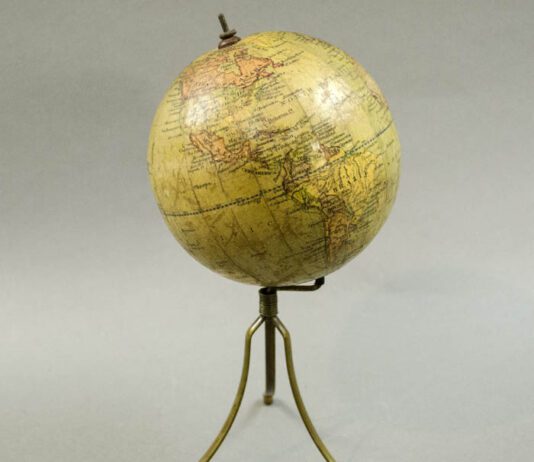 Джордж Філіп — відомий картограф та видавець географічних карт