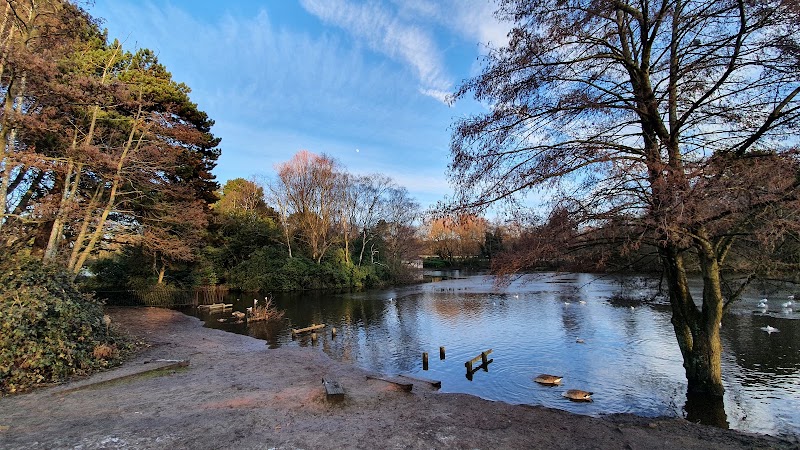 Calderstones Park