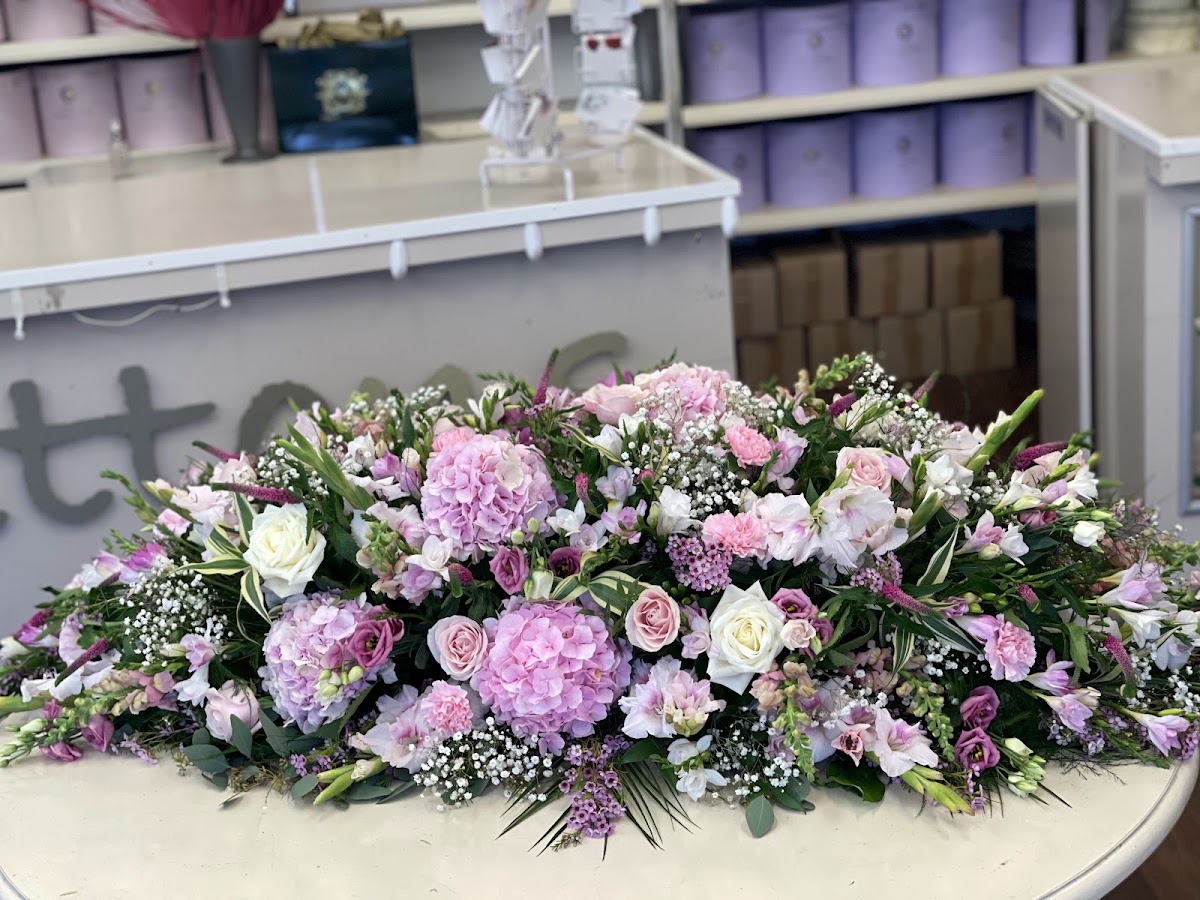 Suttons Florist Liverpool — Florist